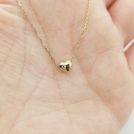 Sárga arany nyaklánc apró szív medállal
