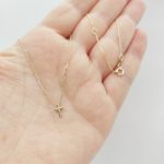 Sárga arany nyaklánc kis kereszt medállal