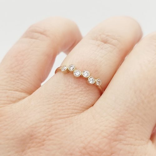 Sárga arany gyűrű cirkóniákkal