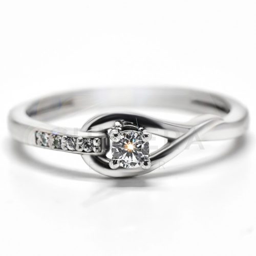 Firenze arany eljegyzési gyűrű gyémánttal