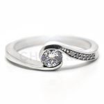 Venezia arany eljegyzési gyűrű gyémánttal