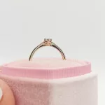 Sárga arany gyűrű gyémánttal