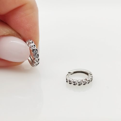 Fehér arany szivecskés karika fülbevaló