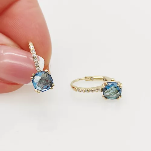 Sárga arany elegáns fülbevaló kék kővel