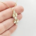 Sárga arany modern elegáns nyaklánc