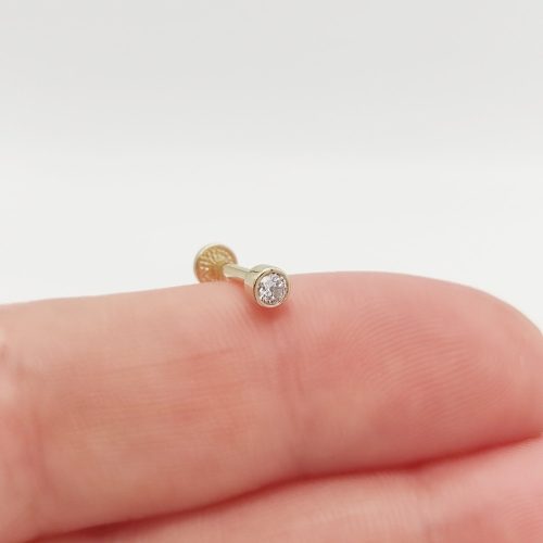 Sárga arany egy köves piercing