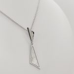 Ezüst modern mutatós nyaklánc