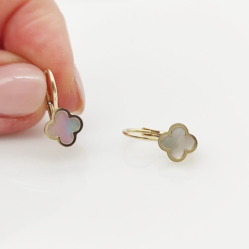 Sárga arany lóhere fülbevaló gyöngyházzal