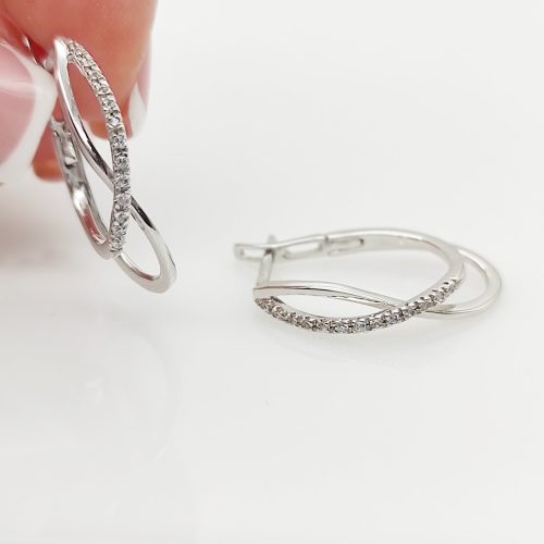 Fehér arany szolid, modern fülbevaló