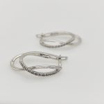 Fehér arany szolid, modern fülbevaló