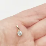 Sárga arany egyköves medál