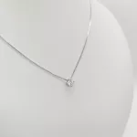Fehér arany egy köves nyaklánc