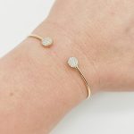 Sárga arany nyitott sokköves karperec