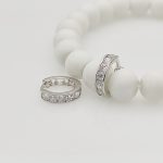 Fehér arany fehér köves karika fülbevaló