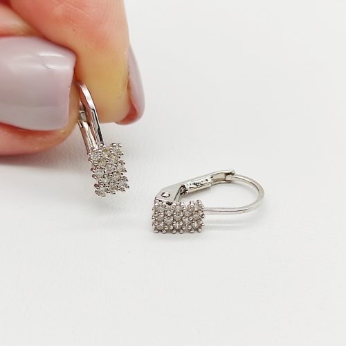 Fehér arany köves téglalap formájú fülbevaló