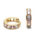 Sárga arany rózsaszín-fehér köves karika fülbevaló