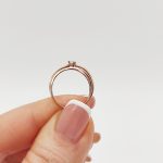 Rozé arany egy köves gyűrű