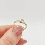 Sárga arany egy köves gyűrű