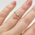 Rozé arany egy köves gyűrű