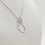 Ezüst modern mutatós nyaklánc