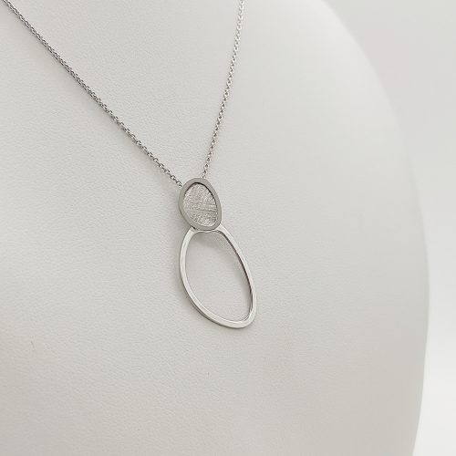 Ezüst modern mutatós nyaklánc