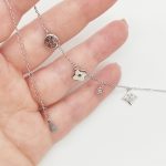 Ezüst bokalánc függő díszekkel