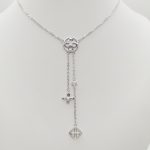 Ezüst nyaklánc virág medállal