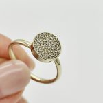 Sárga arany modern sokköves gyűrű