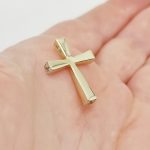 Sárga arany oldalán köves kereszt medál