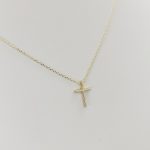 Sárga arany nyaklánc kereszt medállal