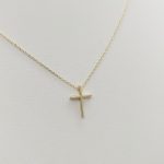 Sárga arany nyaklánc kereszt medállal