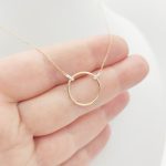 Sárga arany nyaklánc gyémánt medállal