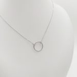 Fehér arany nyaklánc gyémánttal