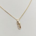 Sárga arany medál gyémánttal