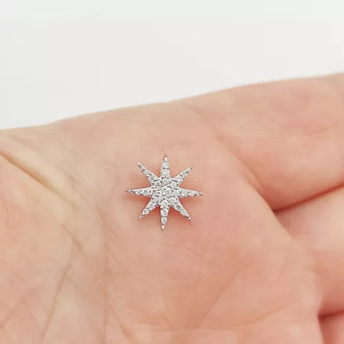 Fehér arany csillag medál gyémánttal