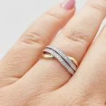 Sárga-fehér arany gyűrű gyémánttal