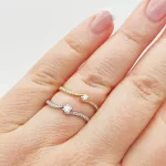 Fehér arany gyűrű gyémánttal