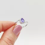 Fehér arany gyűrű gyémánttal és tanzanittal