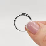 Fehér arany gyűrű gyémánttal