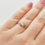 Sárga-fehér arany gyűrű gyémánttal