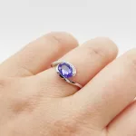 Fehér arany gyűrű gyémánttal és tanzanittal