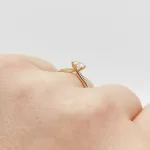 Sárga arany gyűrű gyémánttal