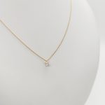 Sárga arany nyaklánc gyémánt medállal