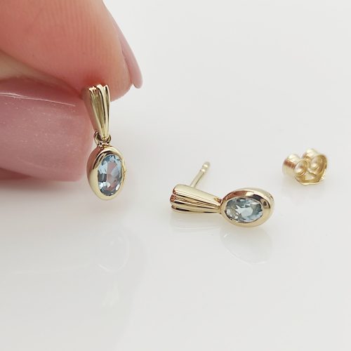 Sárga arany fülbevaló kék topázzal