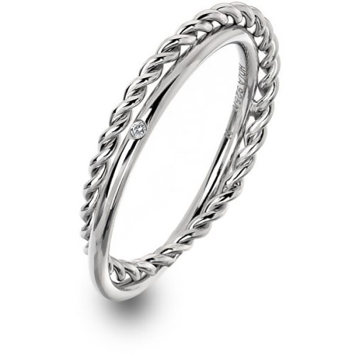 Ezüst gyűrű gyémánttal