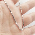 Ezüst modern fényes nyaklánc