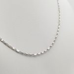Ezüst modern fényes nyaklánc