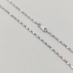 Ezüst modern mintás fényes nyaklánc