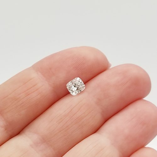 Párna csiszolású természetes gyémánt - 1 ct