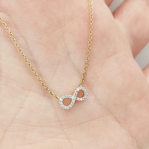 Sárga arany végtelenes nyaklánc gyémánttal